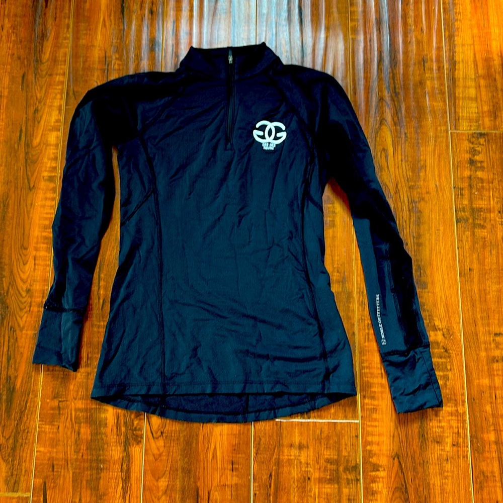 Noble Equestrian long sleeve riding top
From store in Palos Verdes